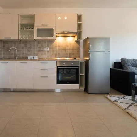 New Modern Nada With Pool Διαμέρισμα *