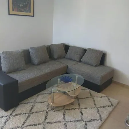 Apartamento New Modern Nada With Pool Valbandon