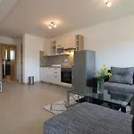 New Modern Nada With Pool Apartman