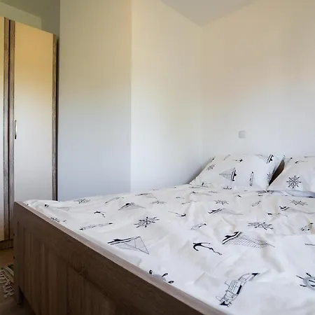 New Modern Nada With Pool *