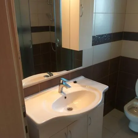 New Modern Nada With Pool