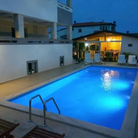 شقة New Modern Nada With Pool *