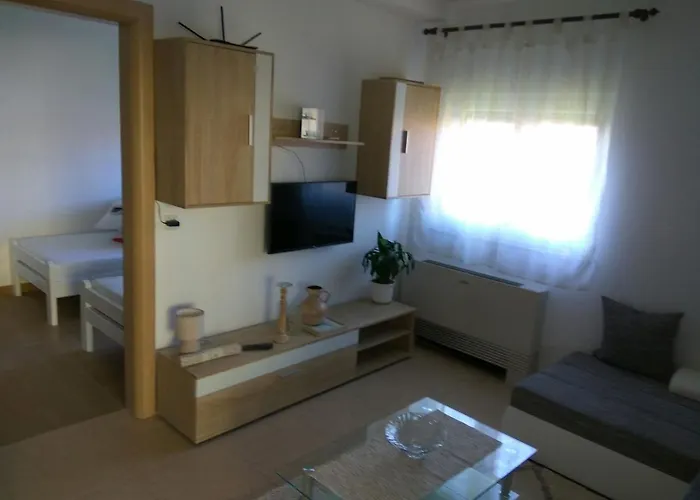 New Modern Nada With Pool *