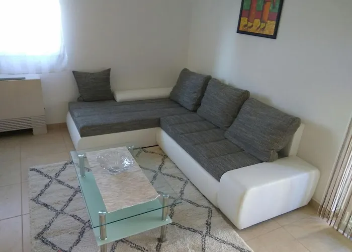 Διαμέρισμα New Modern Nada With Pool